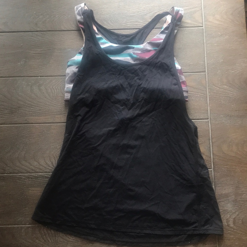Lululemon workout shirt